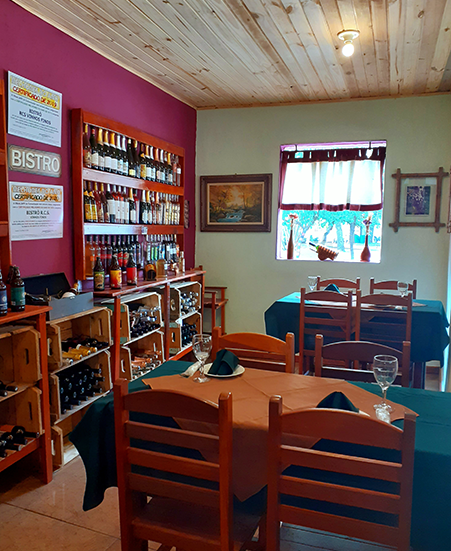 interior bistrô rcs_são bento do sapucaí